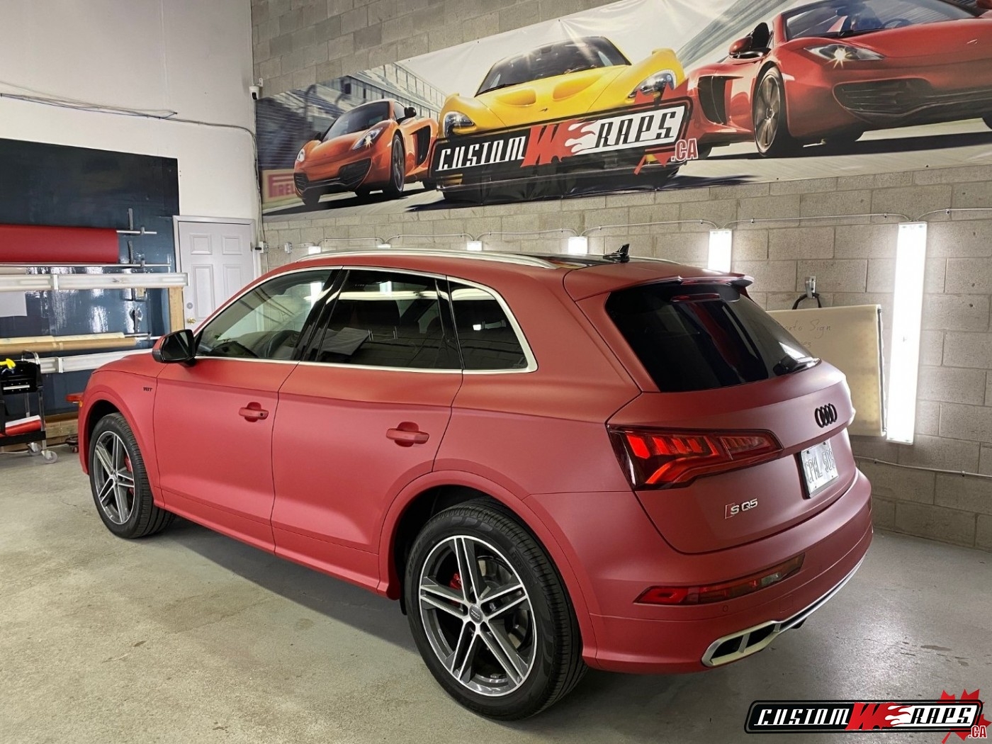 Audi Q5 matte metallic red CUSTOMWRAPS.CA