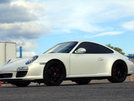 Porsche 911 Satin Pearl White