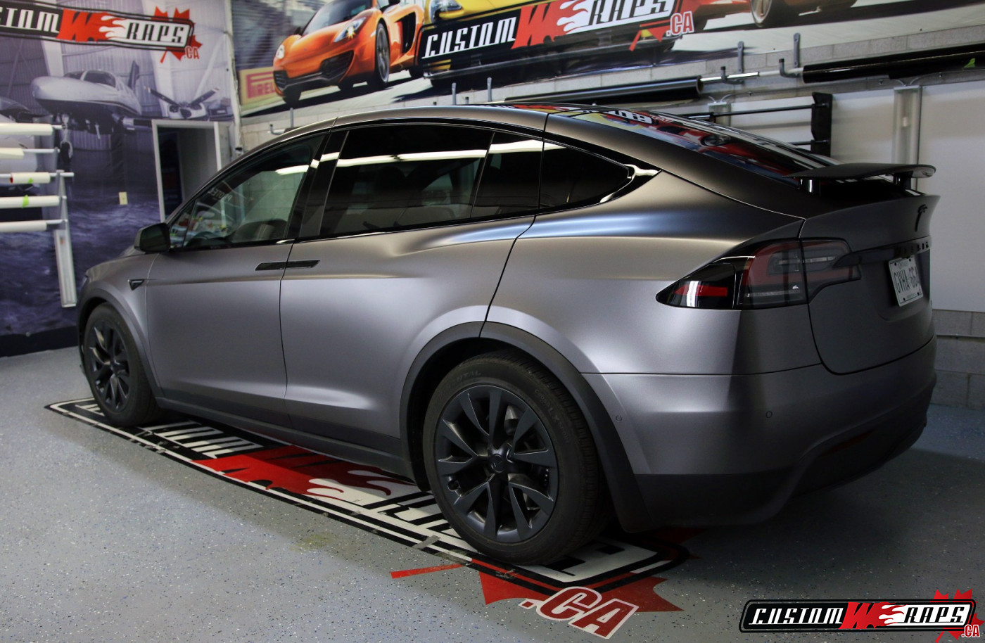 Tesla X Plaid Satin Dark Grey - CUSTOMWRAPS.CA